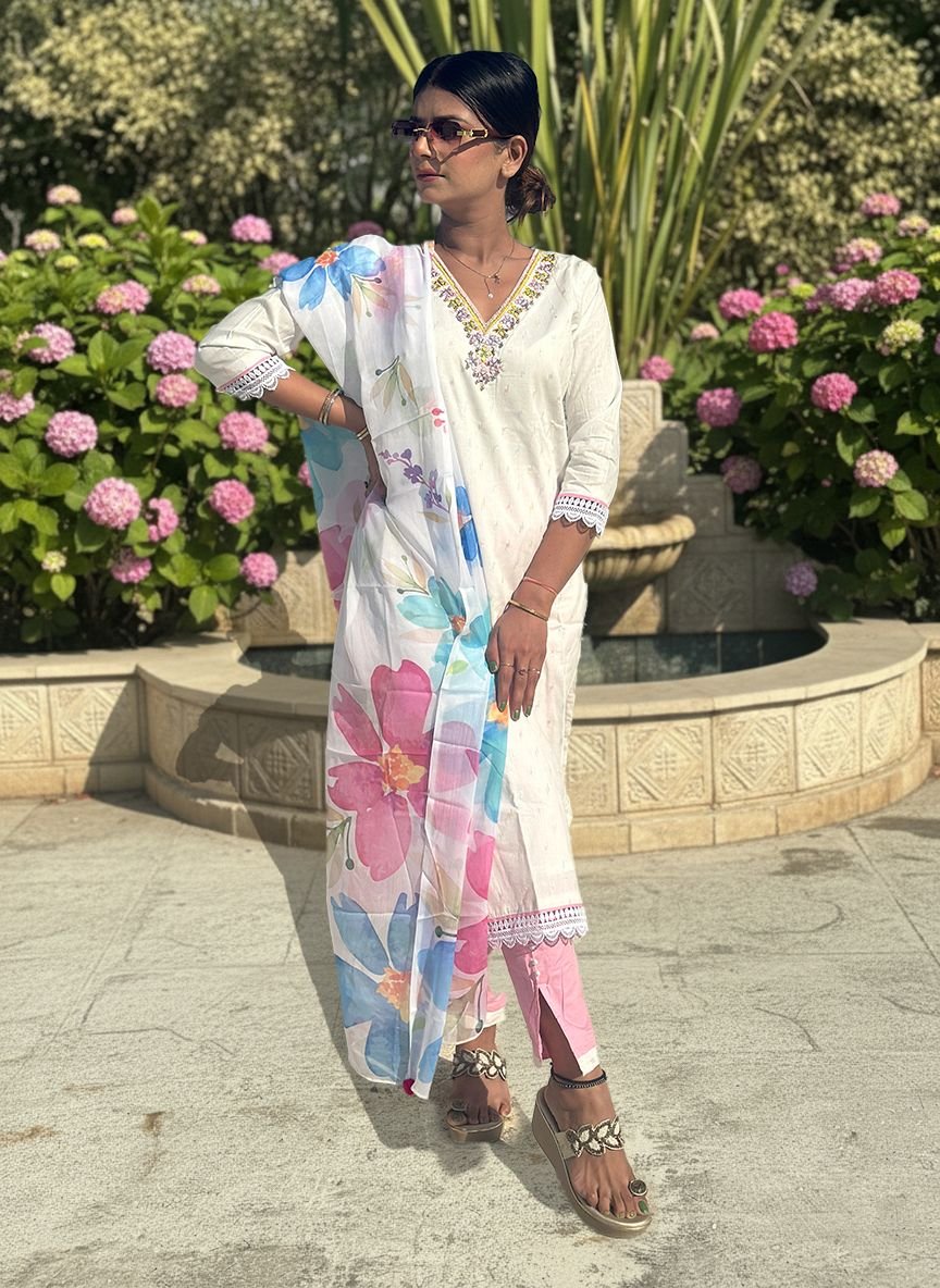 White muslin cotton suit